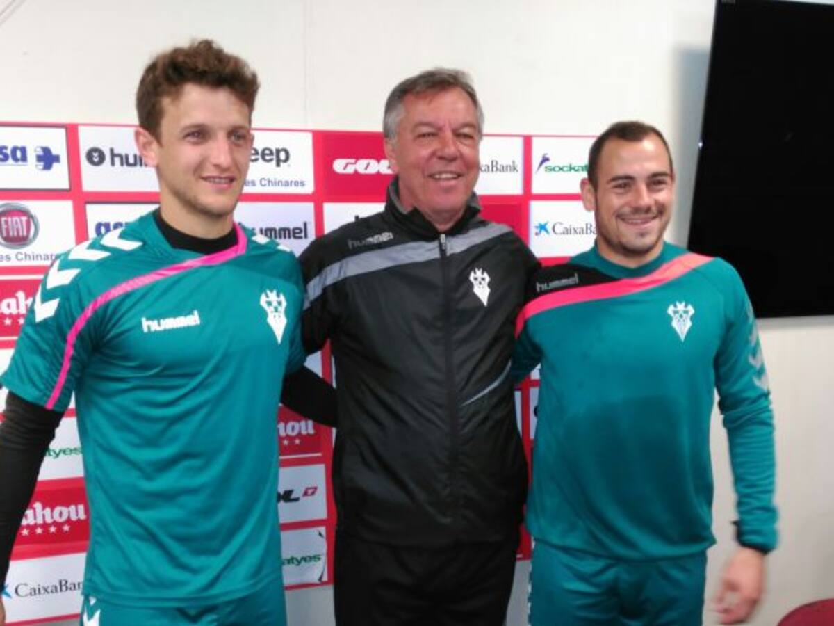 Jugadores y el entrenador del Albacete Balompié piden el apoyo de la afición