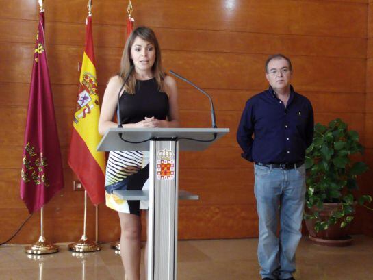 La concejal de Cooperación al Desarrollo, Rebeca Pérez, presenta la VII Feria del Cooperante de Murcia