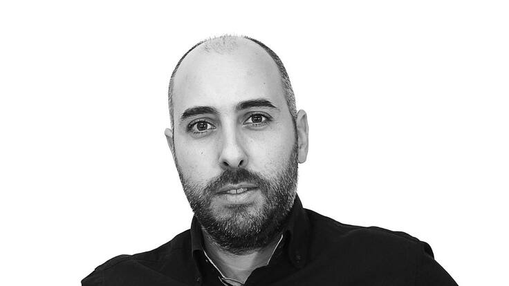 Dos entrenadores... y ya van ocho sin ganar