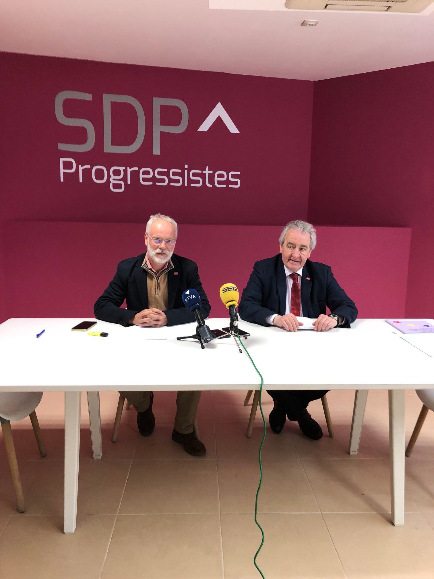 L'excap de Govern, Jaume Bartumeu, i el president de Progressistes-SDP, Josep Roig