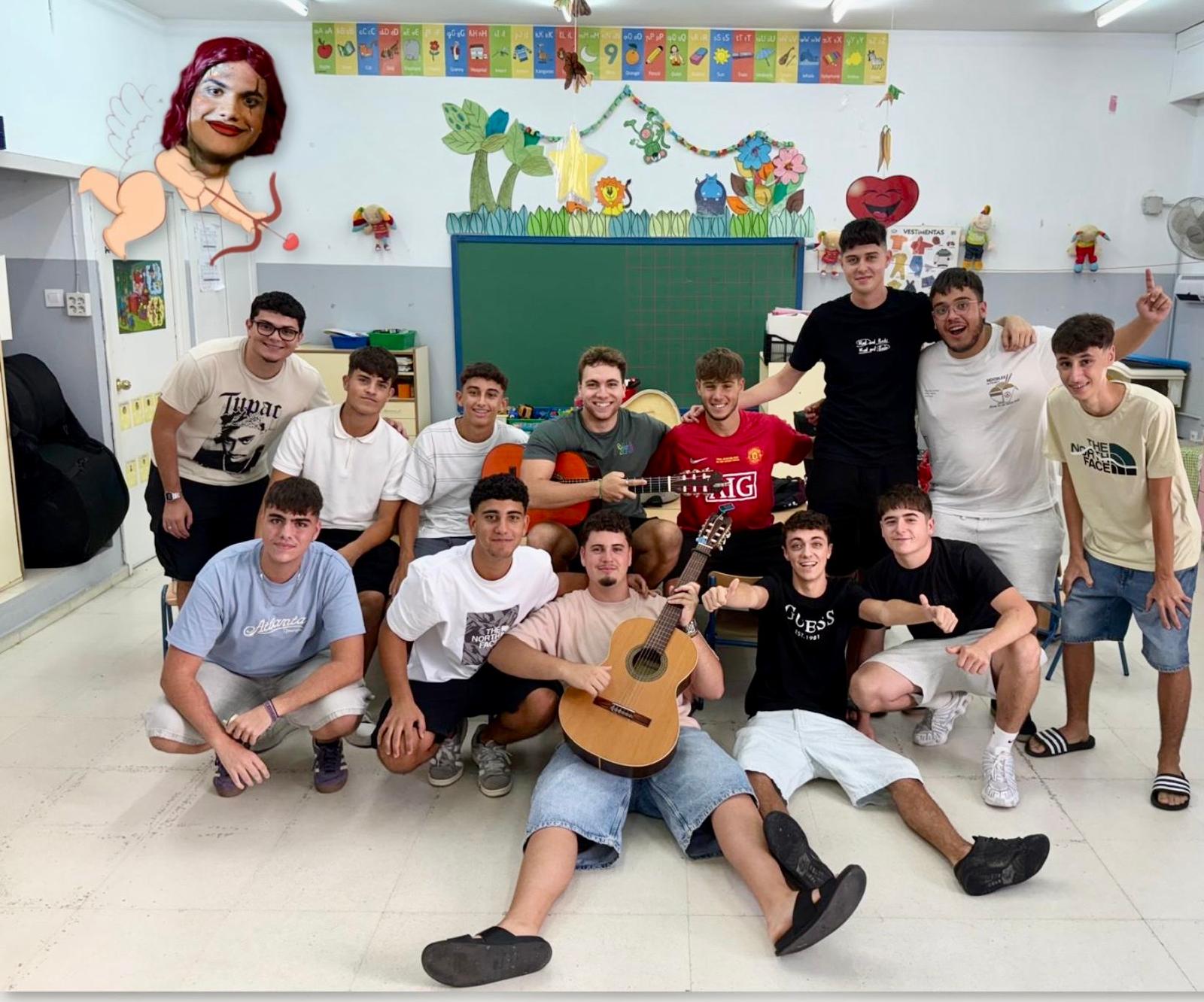 La chirigota juvenil 'Una chirigota encantadora'