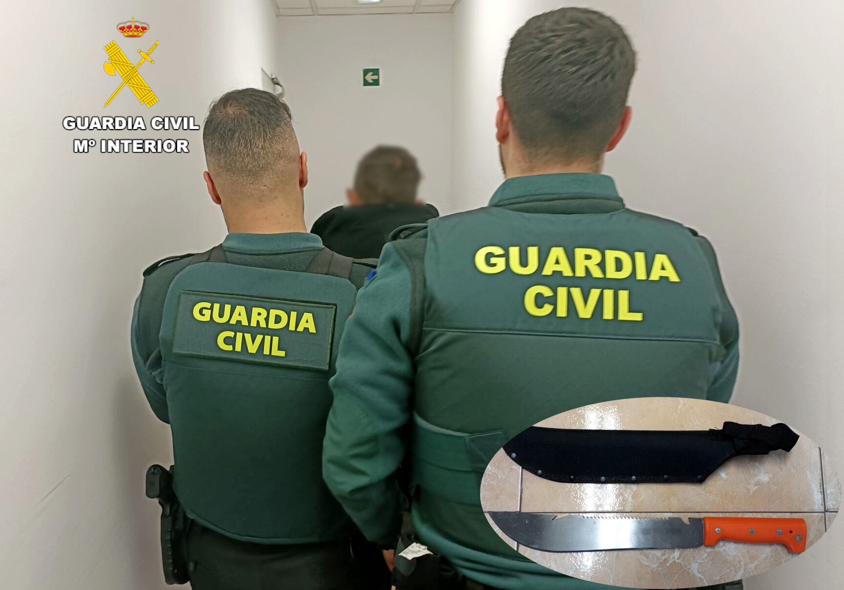 Traslado detenido farmacia Camargo.