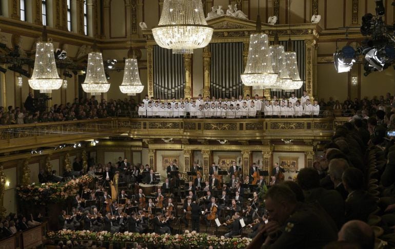 Vista general del ensayo general del Concierco de Año Nuevo en la Sala Dorada de la Musikverein de Viena, 