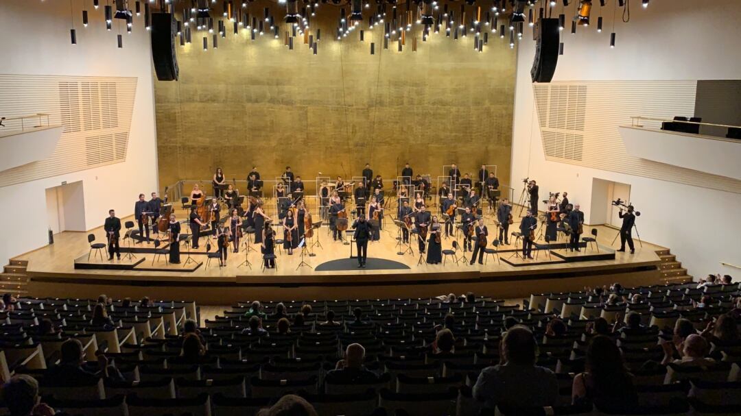 Los músicos de la formación antes de comenzar el primer concierto del ciclo &quot;Beethoven 205-Renace la música&quot;.