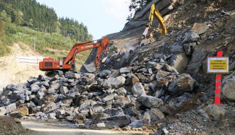 Imagen de archivo del estado de las obras del tramo Antzuola-Bergara.