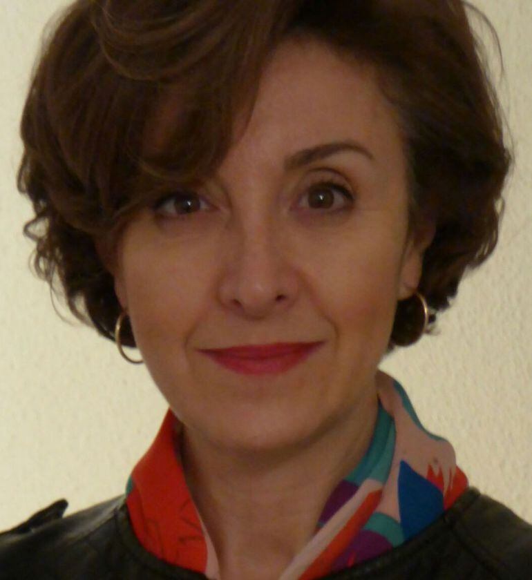 La profesora Ana Aranda que hablará este sábado sobre la edades del Hotel Cristina.