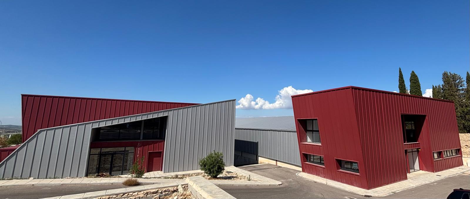 Naves Municipales en el Polígono Industrial de Bedmar, donde se va a ubicar la empresa &#039;EM & E Group&#039;