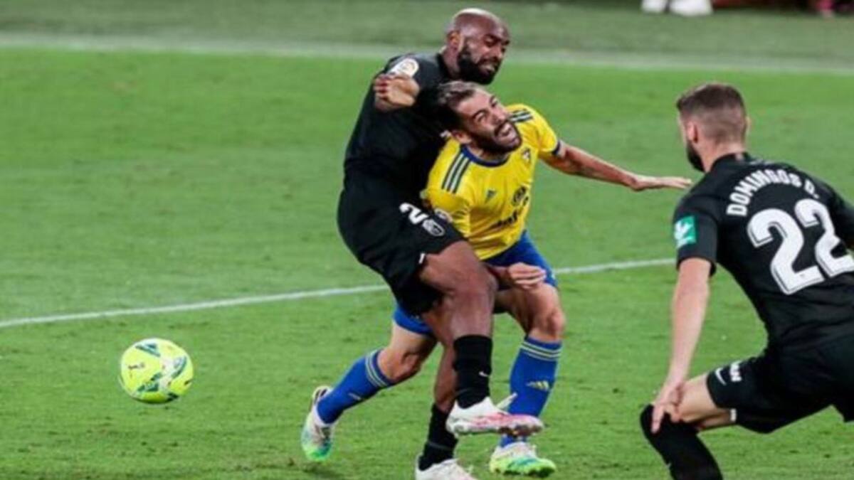 Cádiz y Huesca son los únicos equipos sin penaltis a favor en esta liga