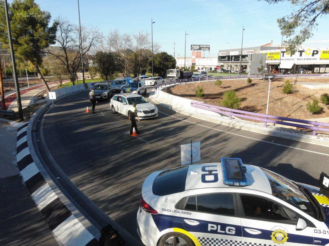 Controles en Gandia por el cierre perimetral 