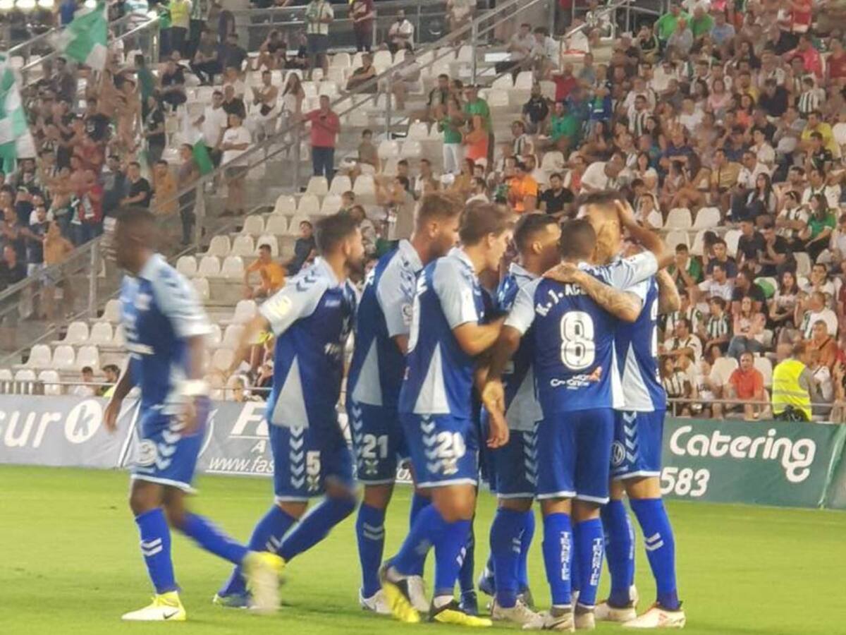 Distinto sistema, distinto entrenador: mismo resultado