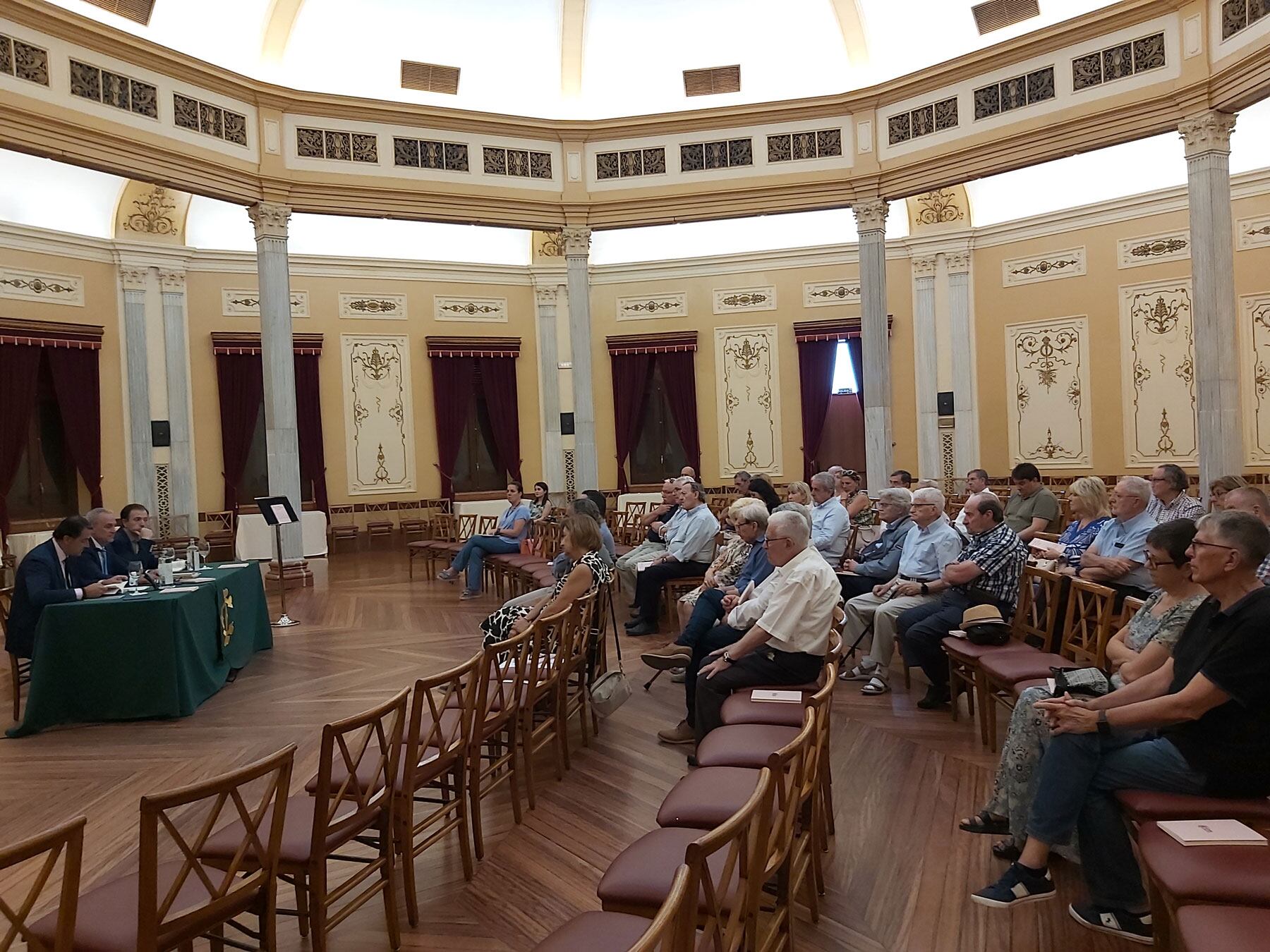 Antonio Revert Romá, Indalecio Carbonell y Gabriel Guillem fueron los protagonistas del acto de presentación