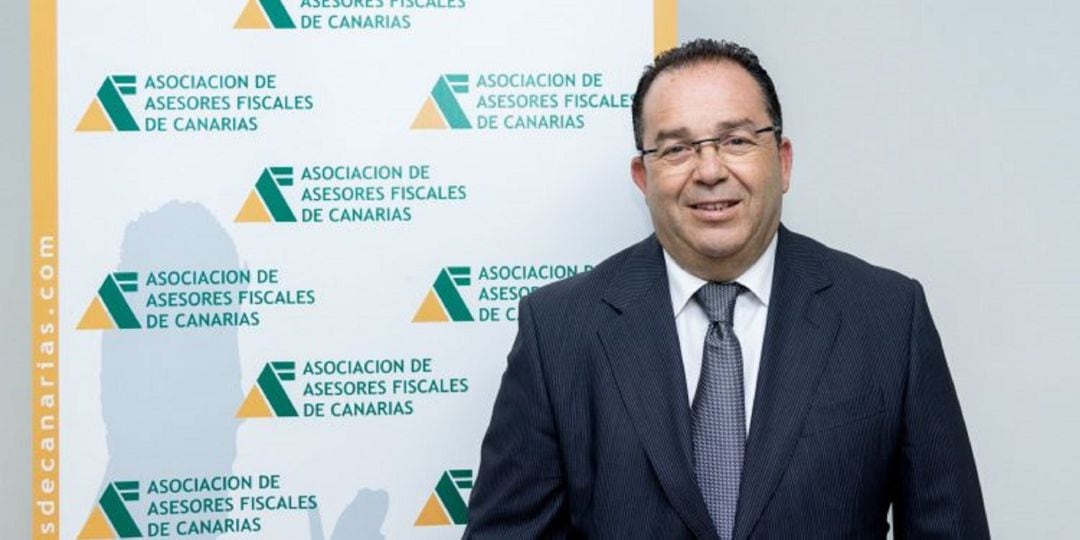 Juan Luis Alayón García, presidente de la Asociación de Asesores Fiscales de Canarias.