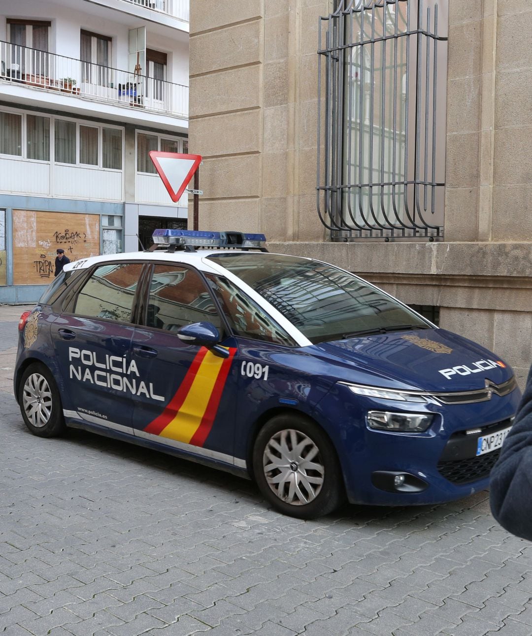 Vehículo de la Policía Nacional