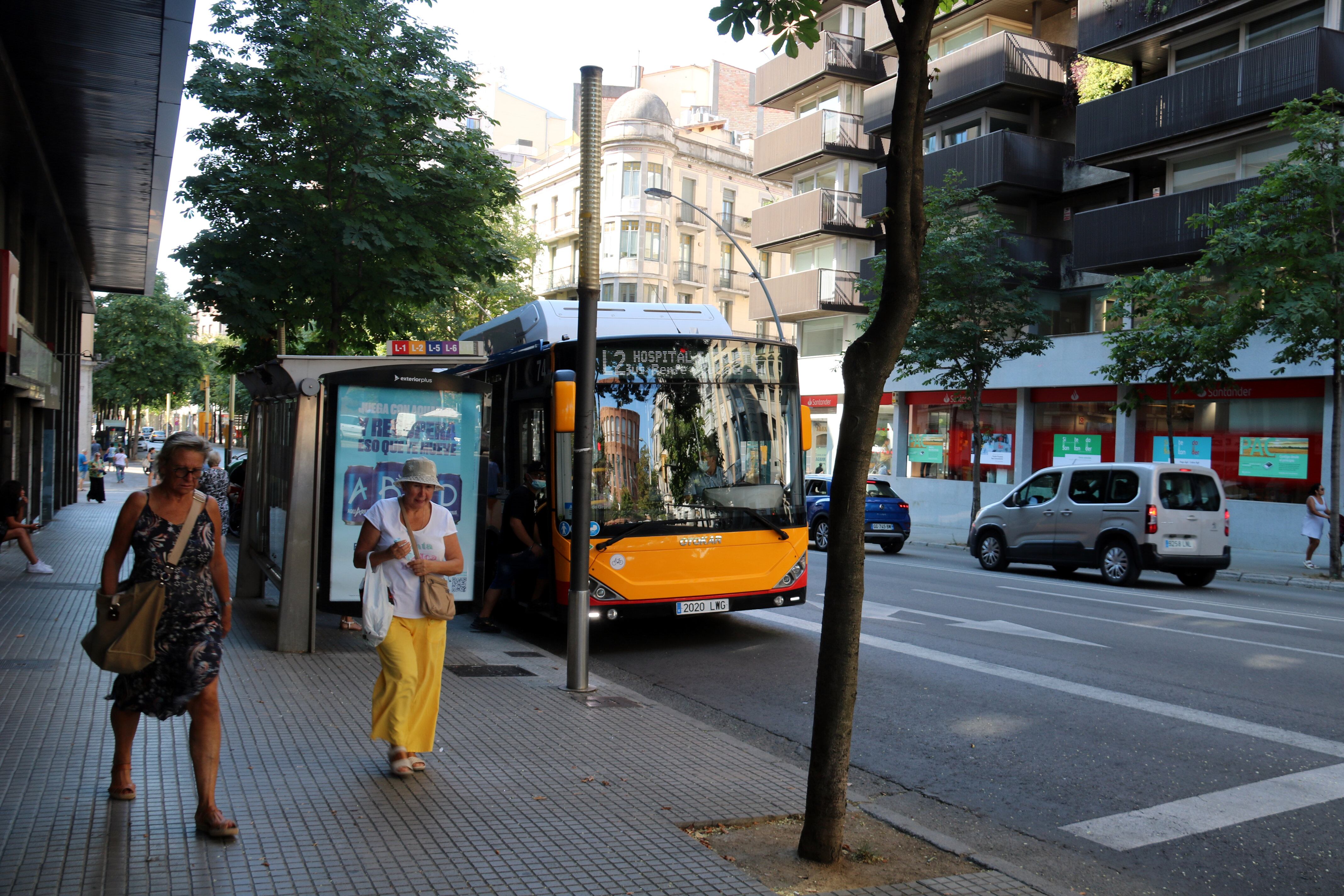 Un autobus urbà a Girona
