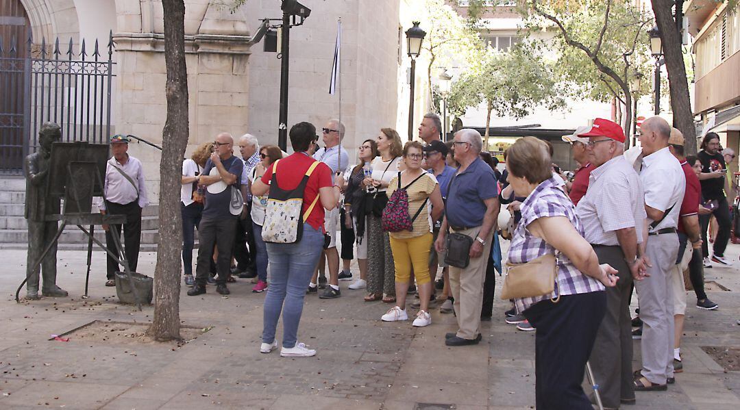 Turistas en la ciudad de Castelló