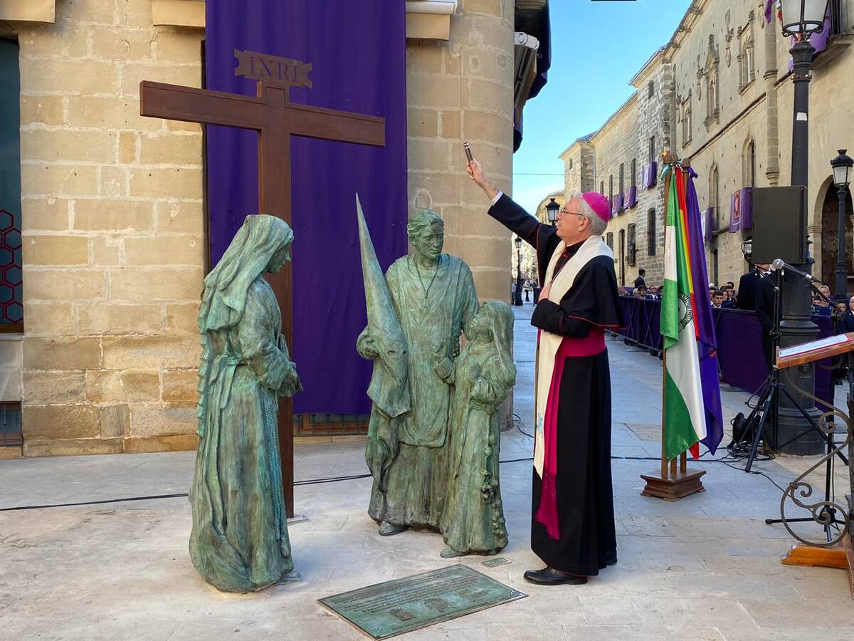 La Semana Santa es inmortalizada en Baeza