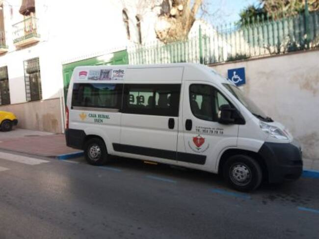 Vehículo adaptado, adquirido por la Asociación