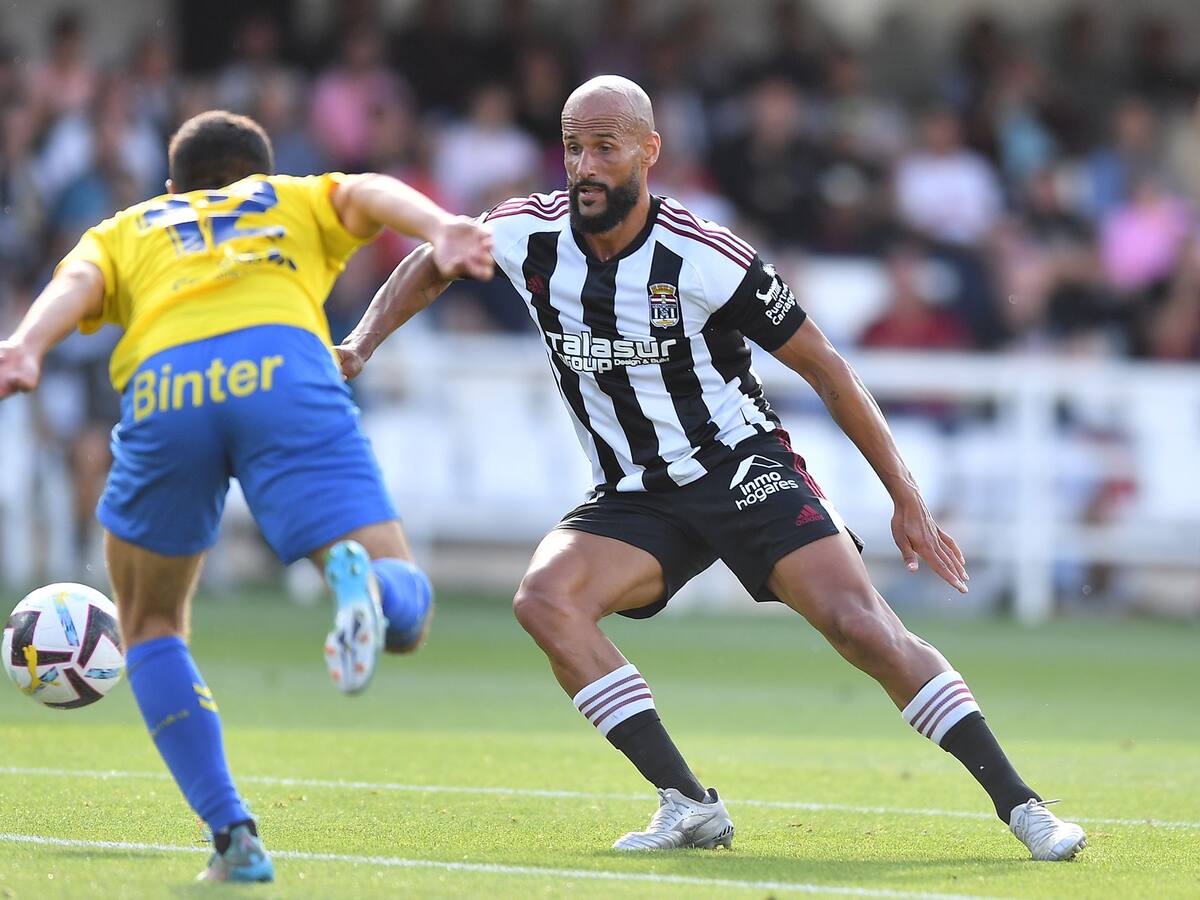 El Efesé cae ante Las Palmas y dice adiós a sus opciones de playoff