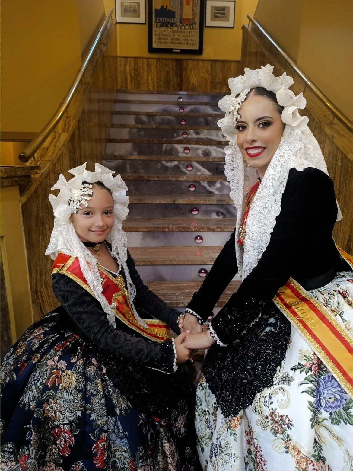 La ilusión de las fallas en una imagen: Nerea y Chloe.
