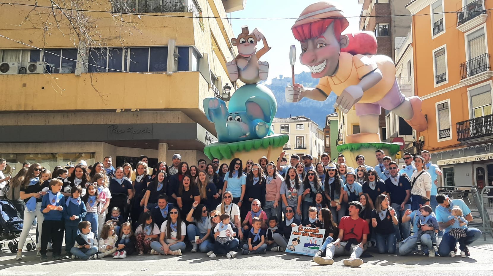 Comisión de la Falla Tetuán-Porta de Sant Francesc. Fuente: Falla Tetuán-Porta de Sant Francesc