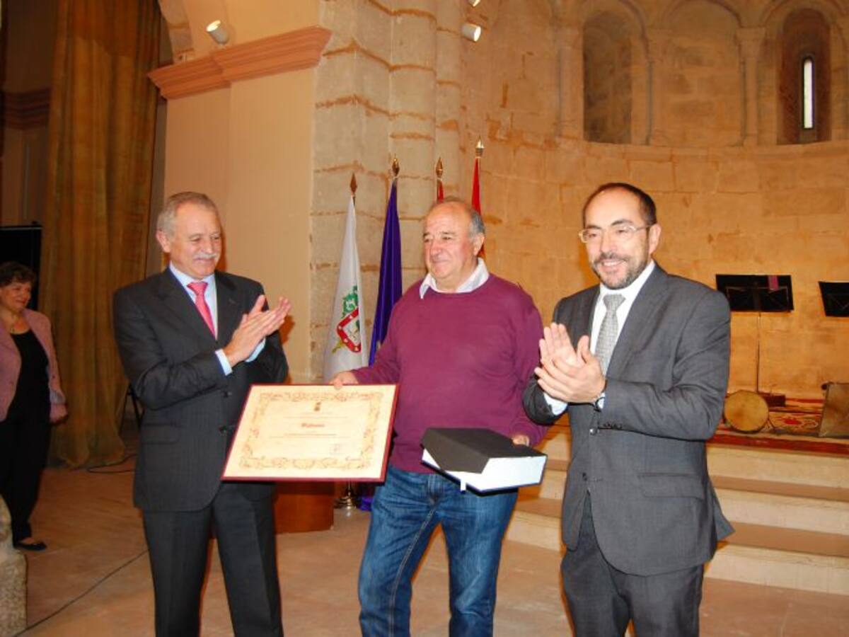 La Diputación entrega el IV Premio Colodra a la Cofradía de San Pascual Bailón por los 200 años del Zarrón