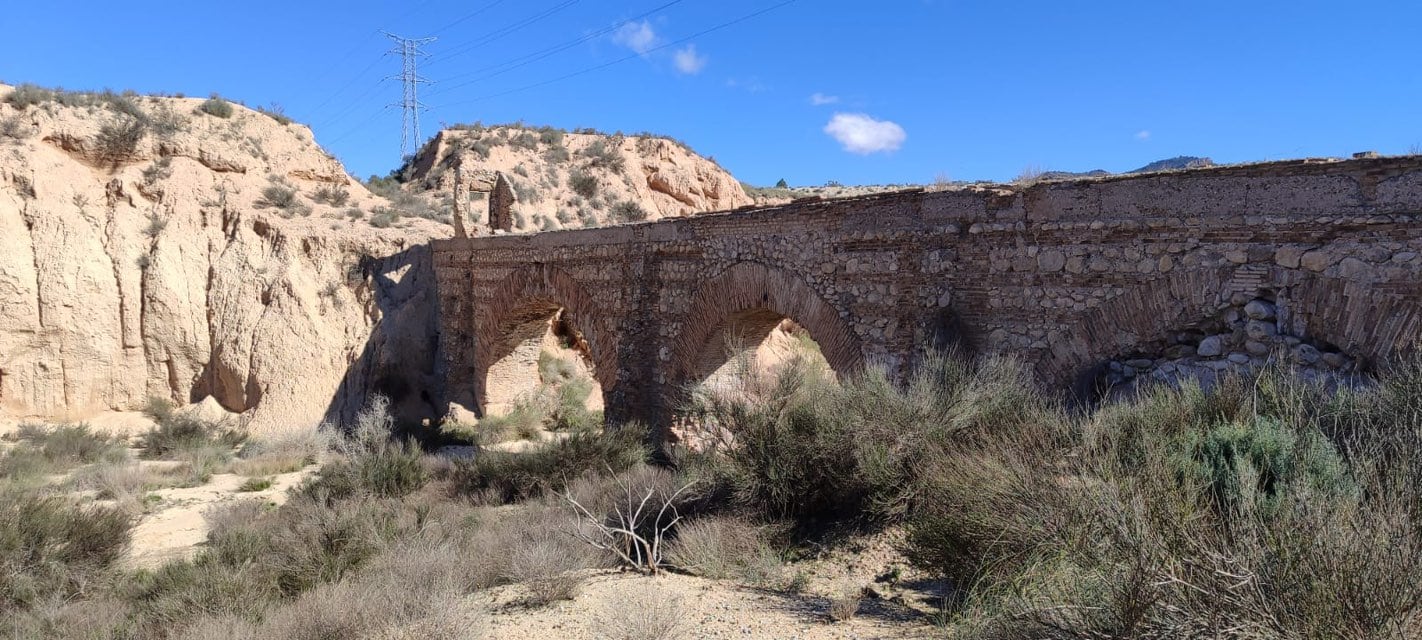 Acueducto de la pedanía lorquina de Zarzadilla de Totana 