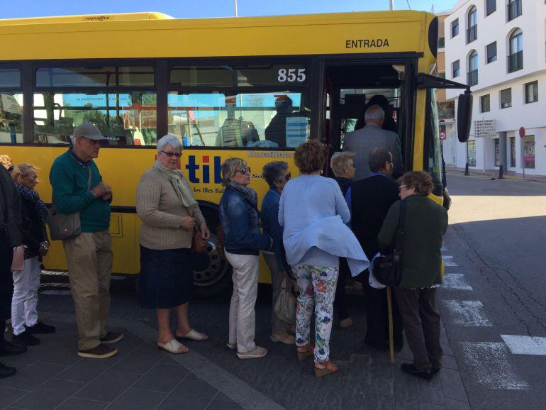 Autobús regular de Ibiza