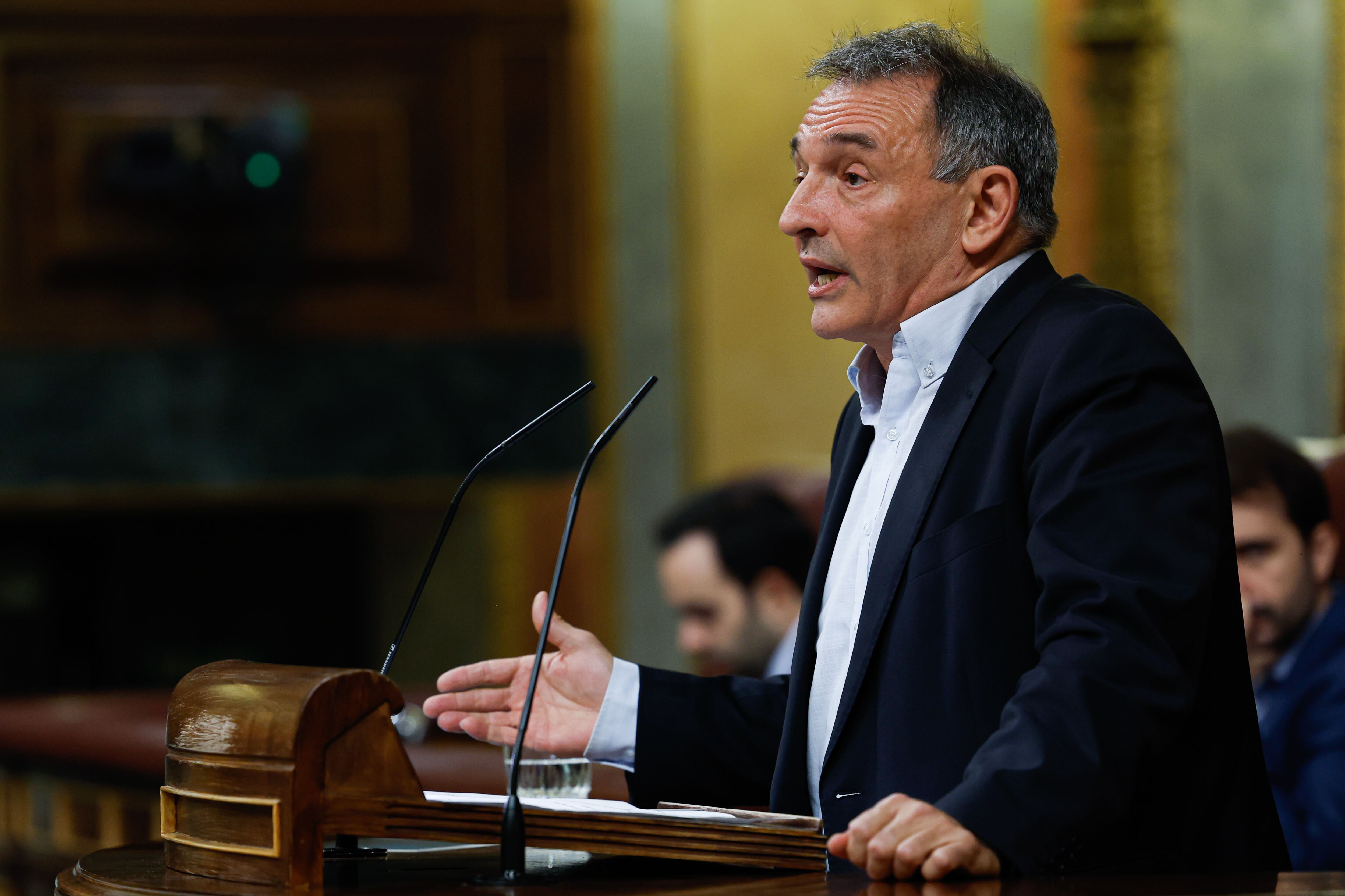 El diputado de Unidas Podemos Enrique Santiago durante una intervención en el Congreso