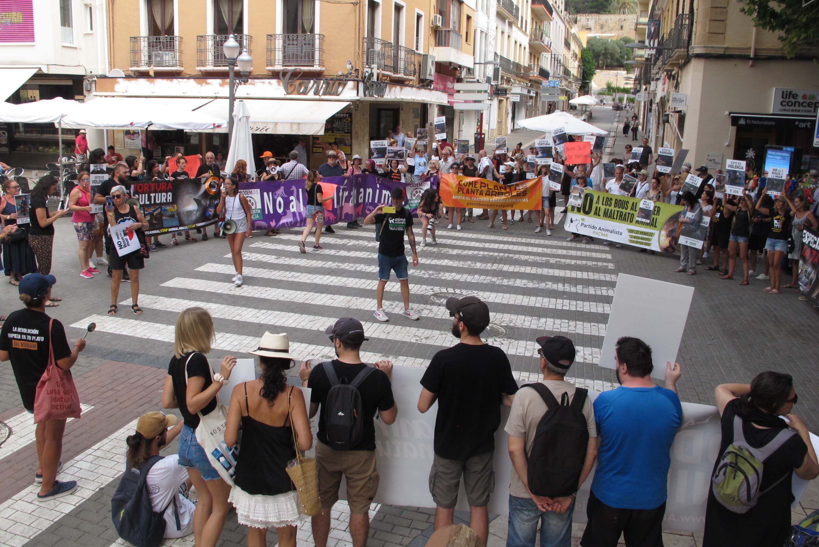 Manifestación en els Quatre Cantons.