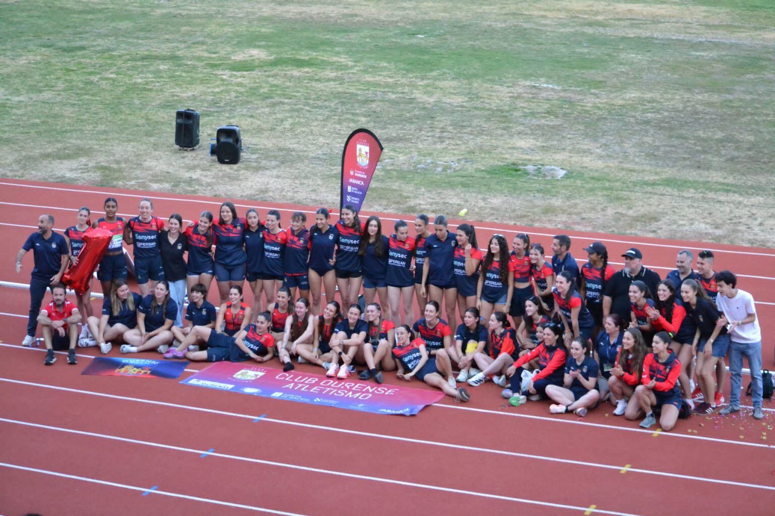 Sanysec Ourense Atletismo alcanzó el liderato en su vuelta a la Primera división