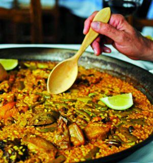 Paella valenciana