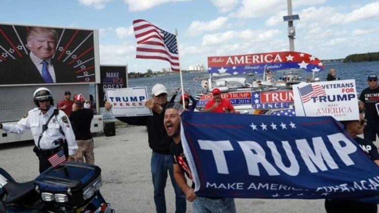 Imagen de simpatizantes de Donald Trump en Florida