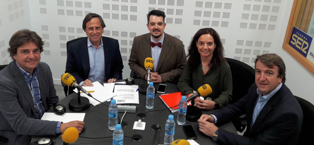 Los alcaldes de Fuenlabrada, Alcobendas, Getafe y Tres Cantos han debatido sobre empleo, movilidad y medio ambiente en SER Madrid Sur. 