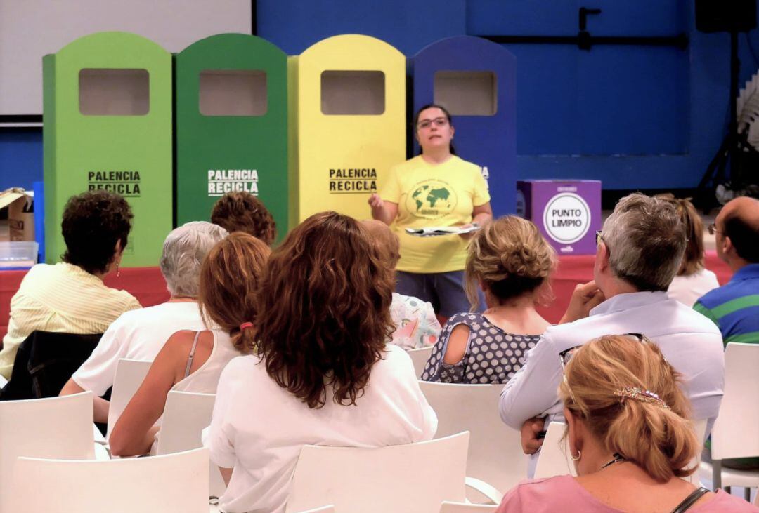 La Diputación de Palencia informará  en veintidós localidades sobre consumo de agua, residuos y cambio climático gracias a un programa medioambiental
 