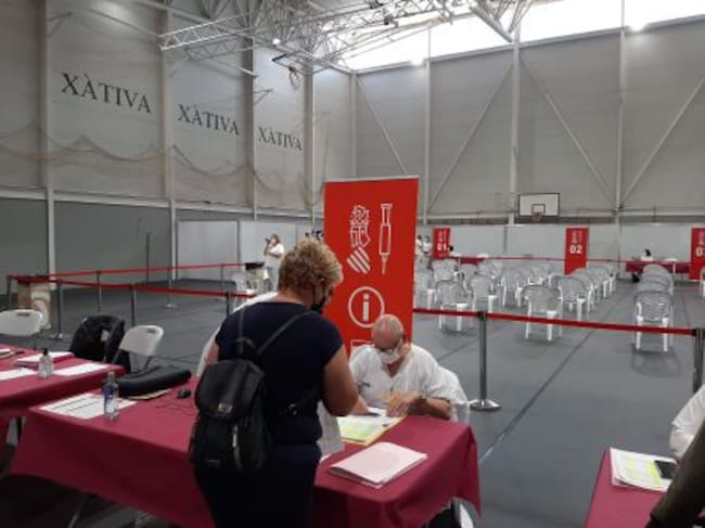 Vacunación en el pabellón Francisco Ballester