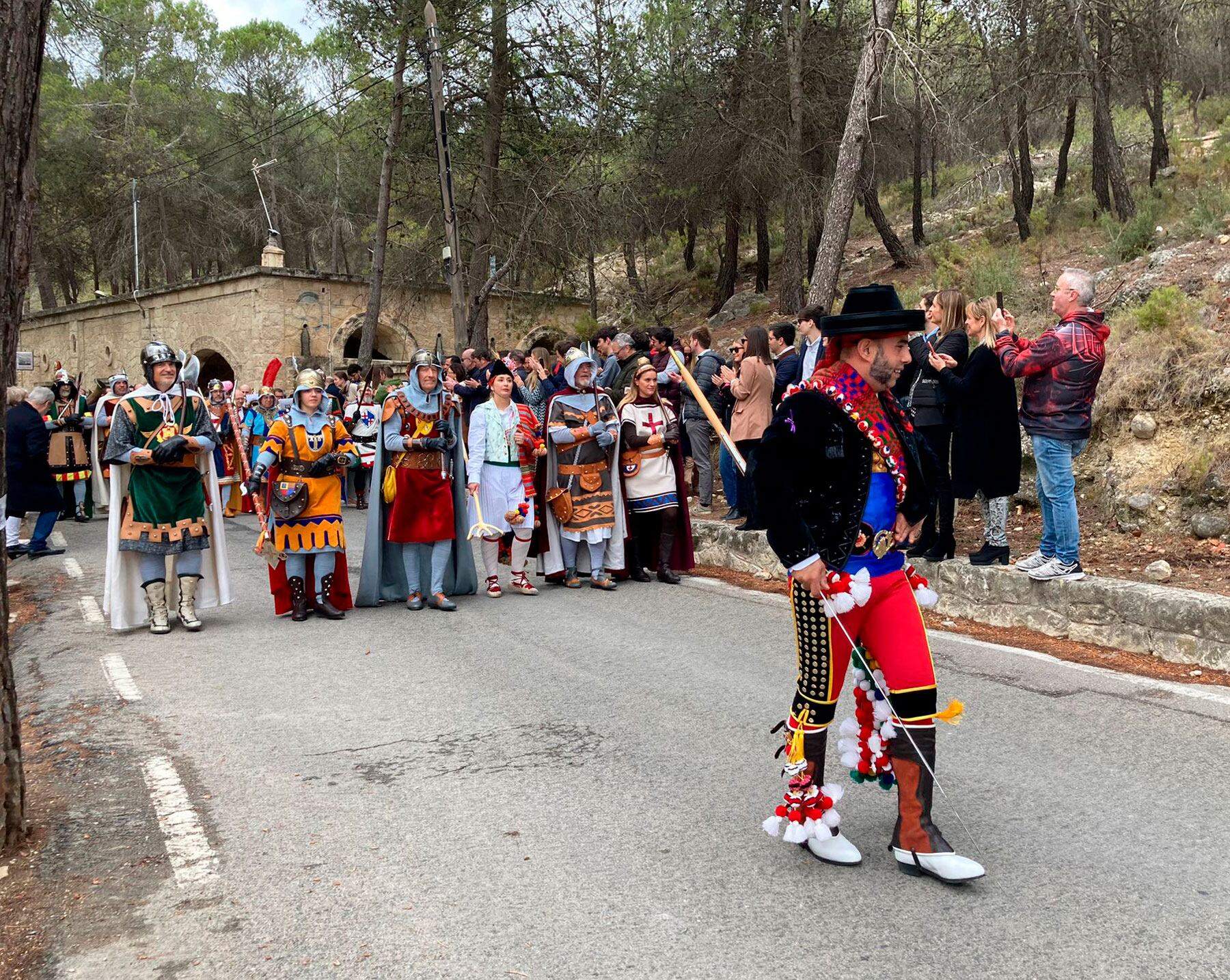 Festers del bando cristiano durante su desfile por el Preventorio en la Gloria del Hospital