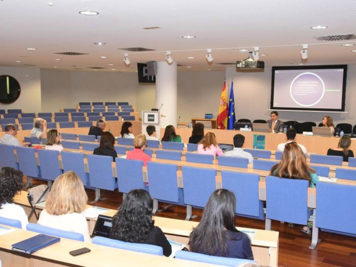 La UNED organiza 18 cursos de verano hasta el 27 de julio