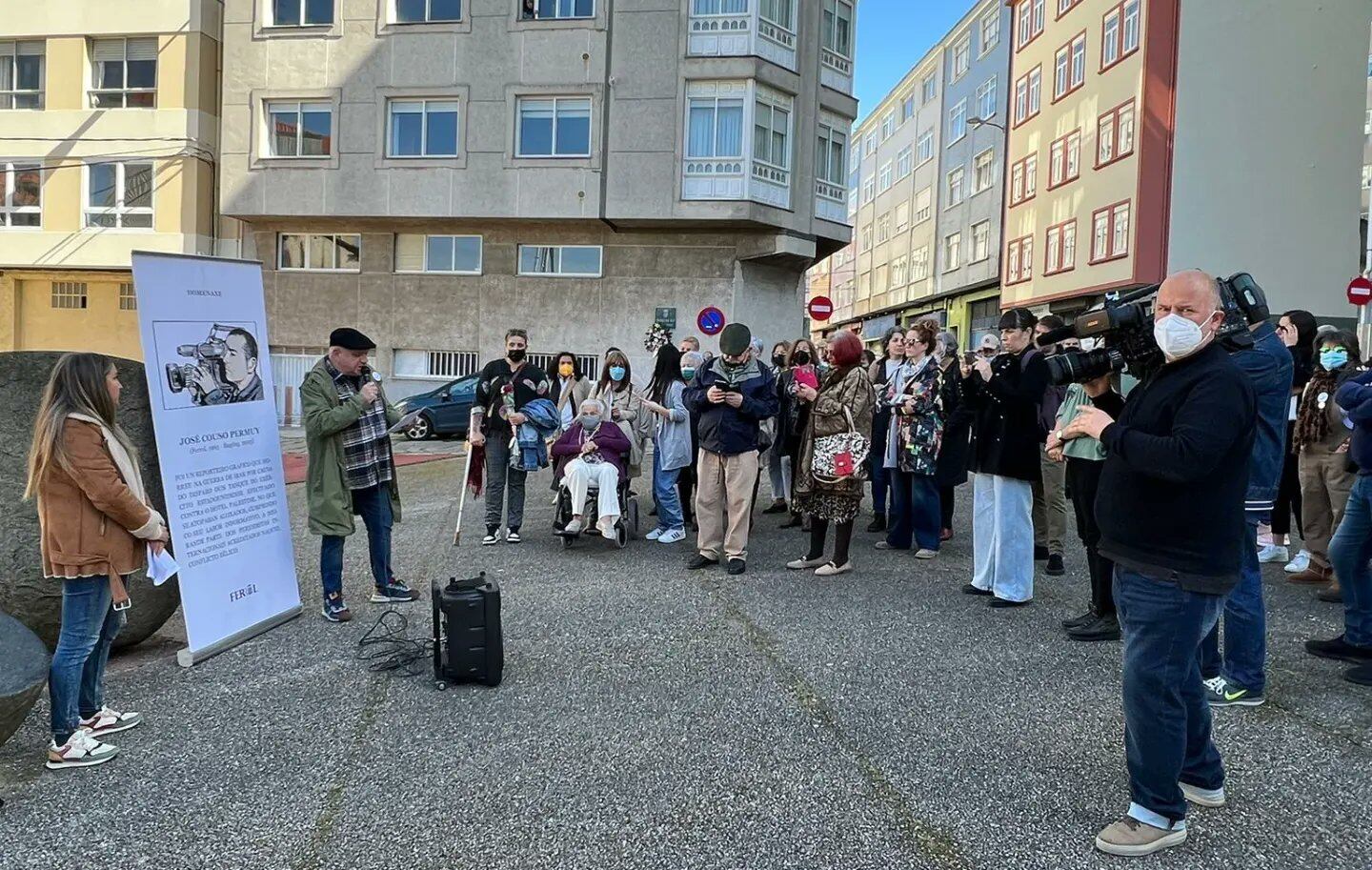 Acto de este sábado en recuerdo de José Couso en Ferrol (foto: Esquerda Unida)