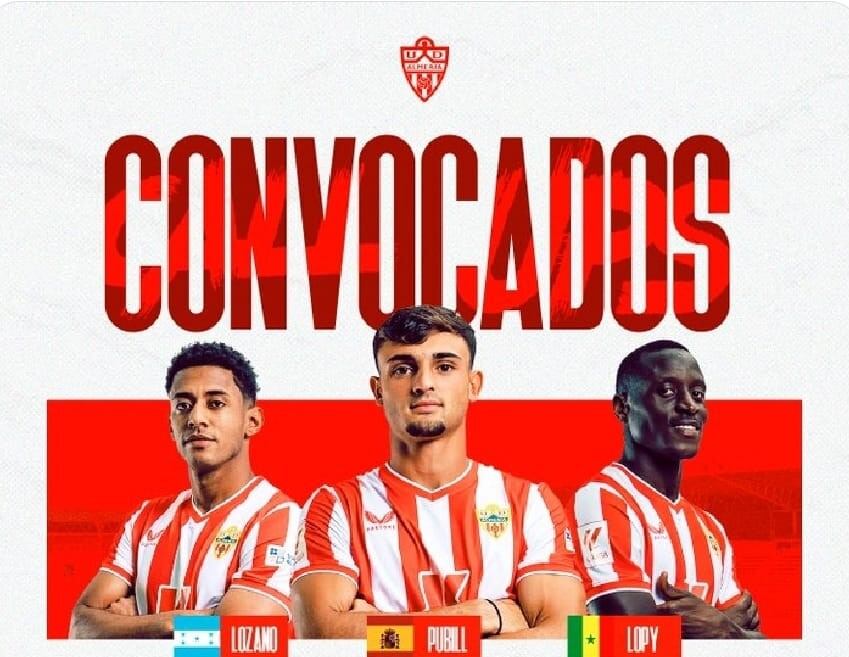 Tres de los cinco internacionales del Almería de Pepe Mel.