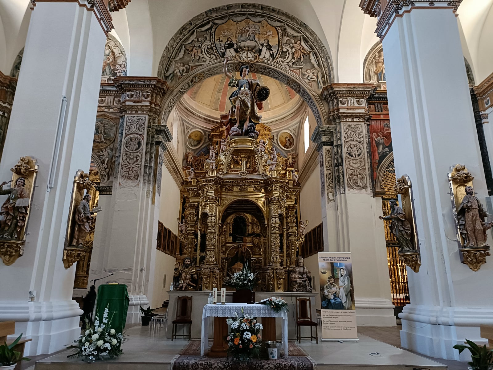 Interior de la Colegiata de San MIguel (Alfaro)