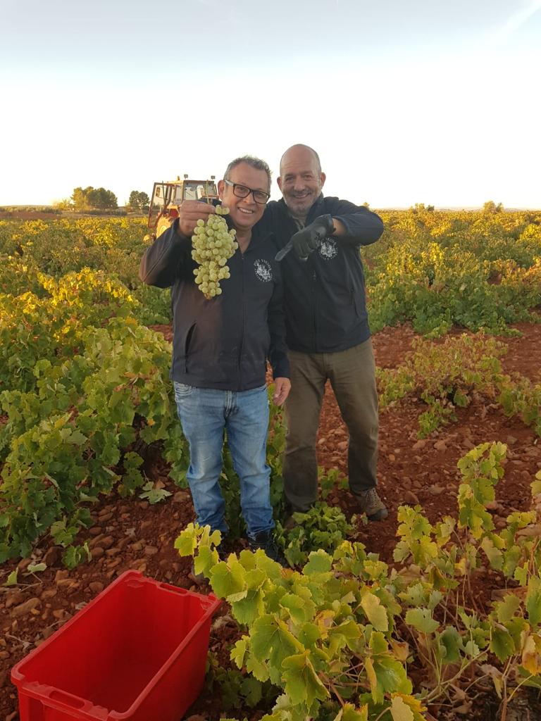 Imagen de José Luis Villegas, en su faceta de bodeguero