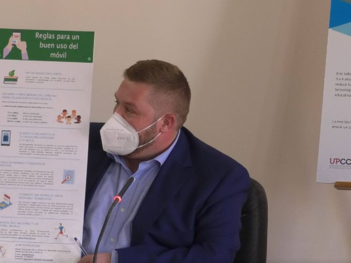 El Ayuntamiento de Elche lanza una campaña para prevenir la adicción tecnológica infantil