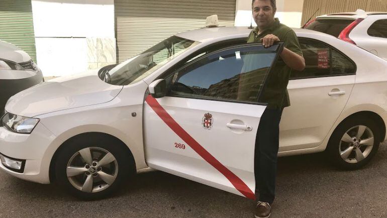 Juan Antonio Egea, presidente de la Asociación Gremial de Auto Taxi.