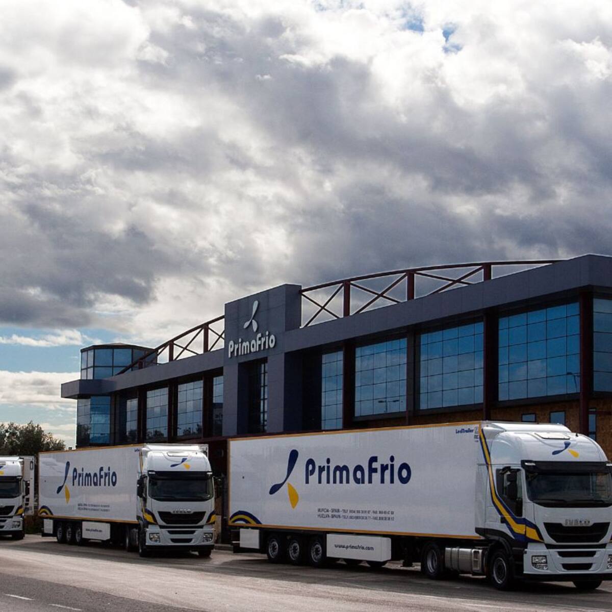 Los transportistas dan la voz de alarma ante la escalada de precios de los carburantes