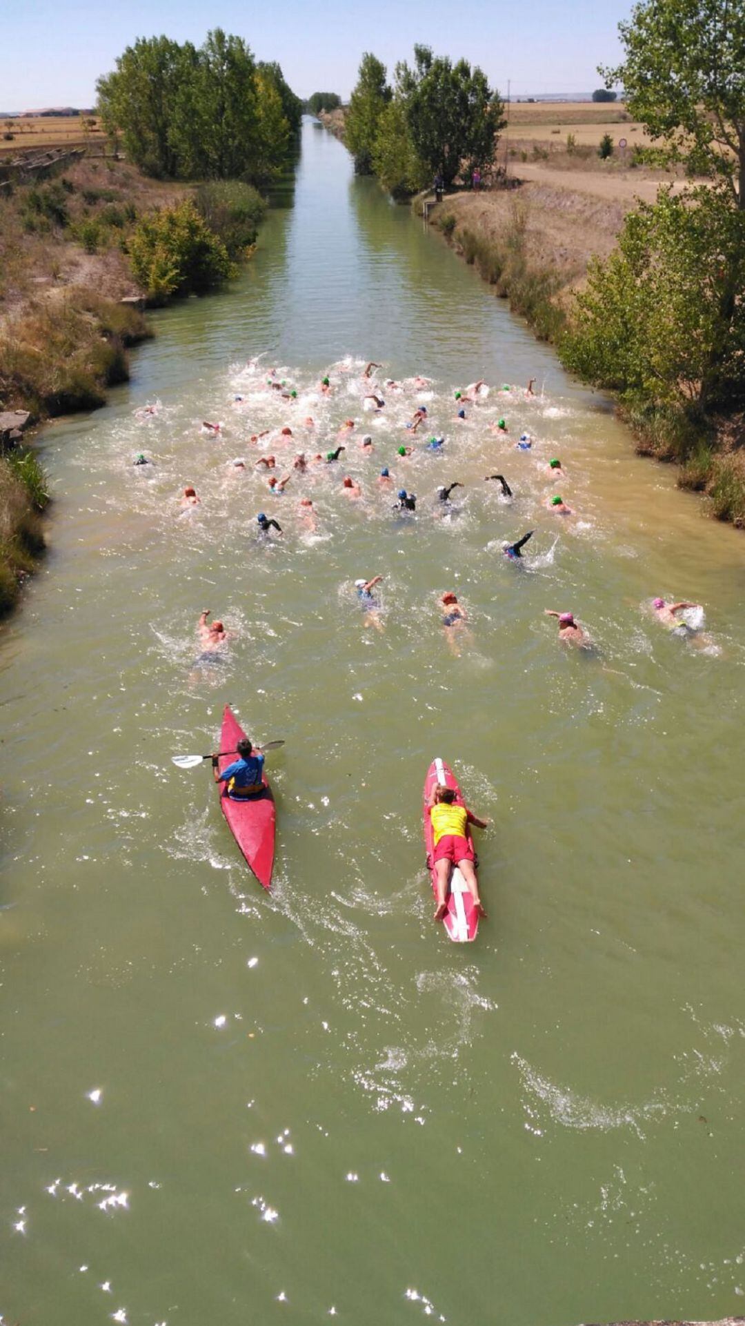 El domingo, 28 de julio, finaliza el el Circuito de Travesías a Nado &#039;Canal de Castilla&#039; en Paredes de Nava