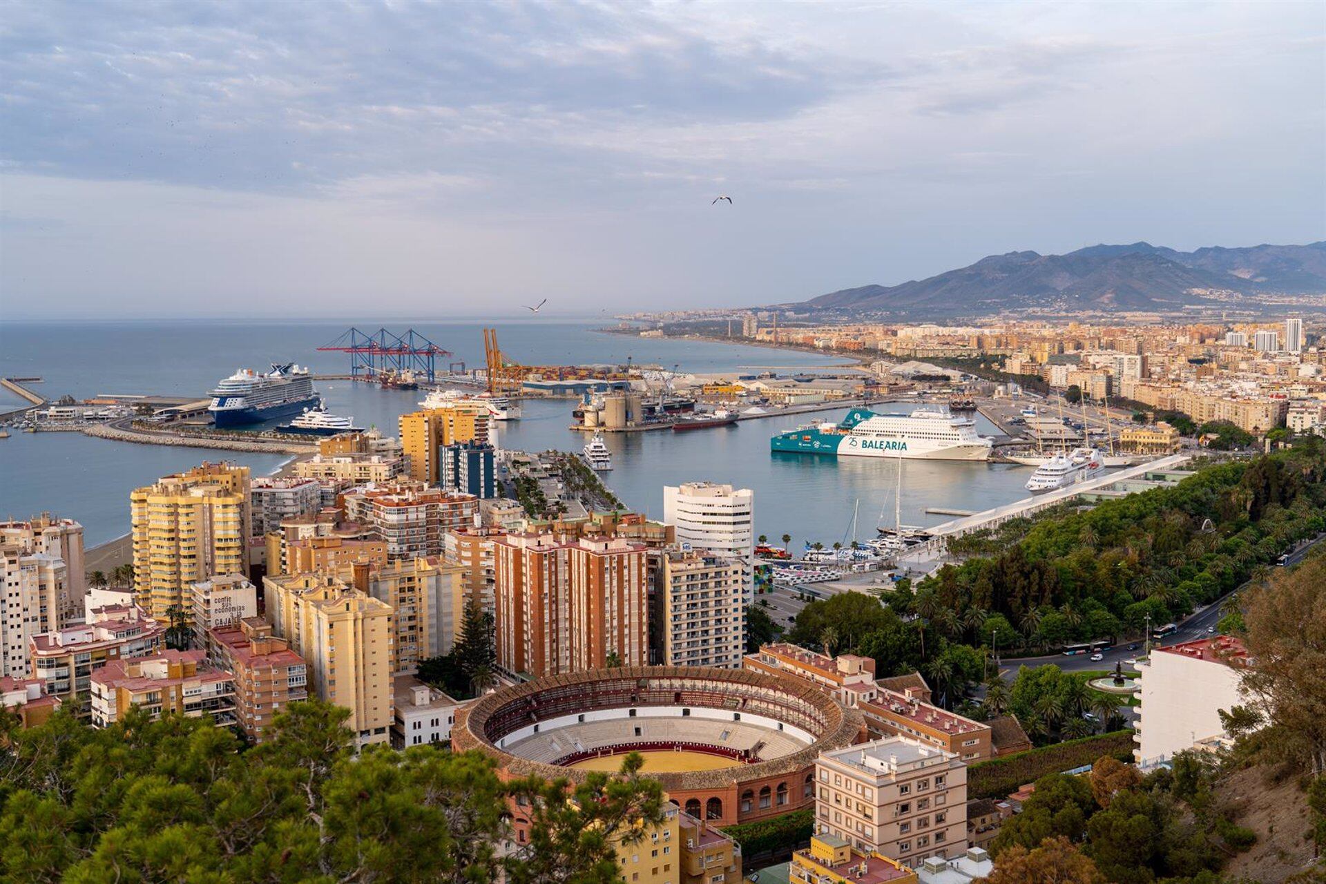 Imagen del puerto de Málaga