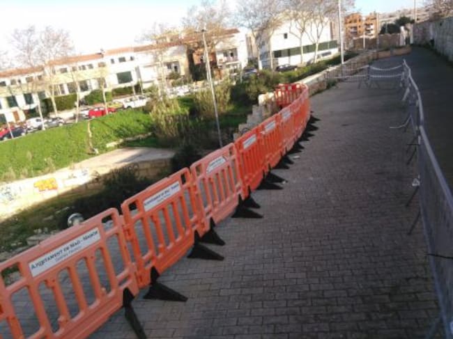 A finales de 2018 se cayó un trozo de pared del Camí d'en Guixó de Maó