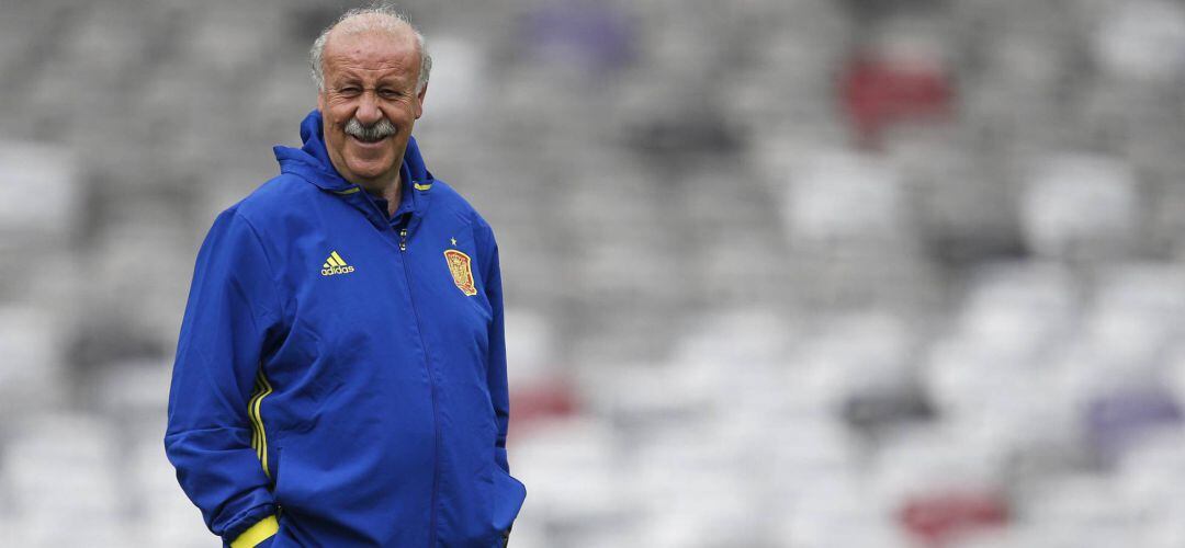 Vicente del Bosque premiado en la Gala de la Felicidad de Tres Cantos