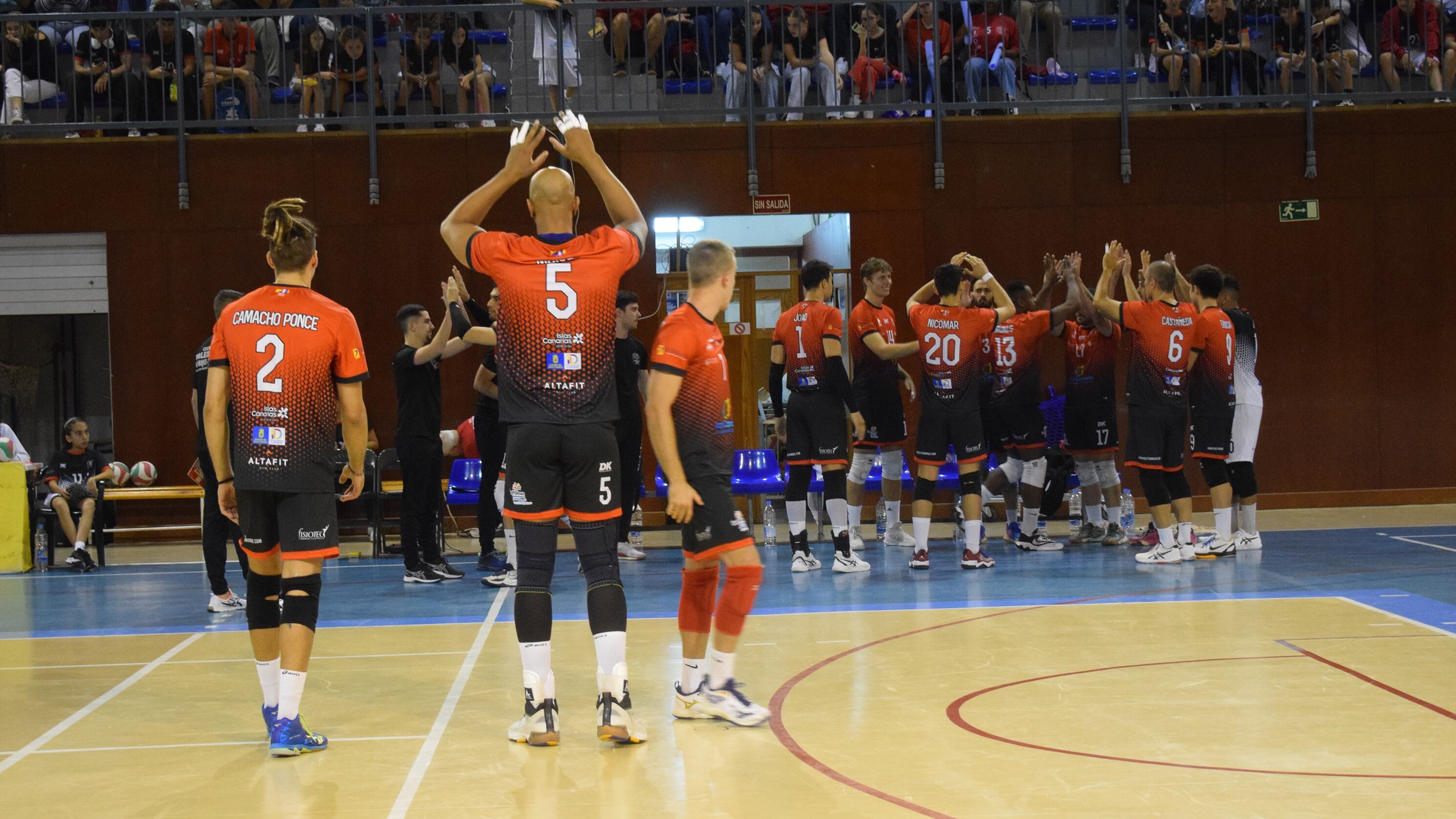 El C. V. San Roque fue superior al Voleibol Villena Petrer