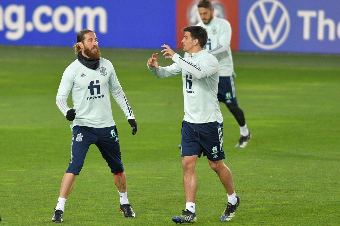 Ramos y Gerard Moreno durante uno de os útimos entrenamientos de la selección 